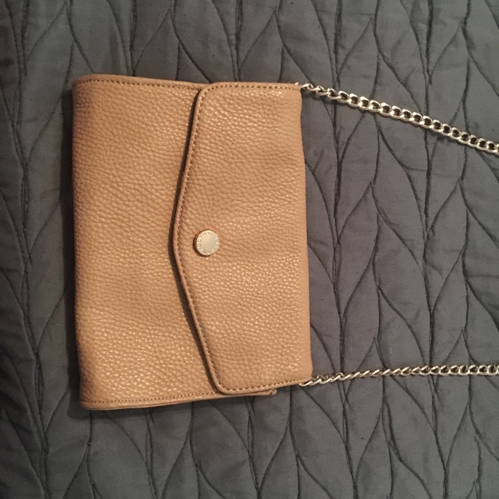 Tan Steve Madden clutch w/ chain link strap - Picture 2 of 2
